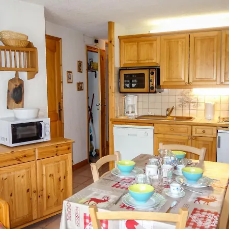 Apartment Les Jardins Alpins-5 By Interhome